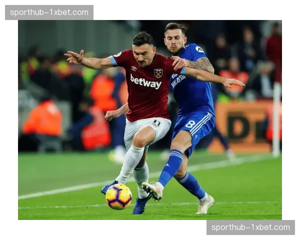 诺丁汉森林吉布斯怀特3进球 脚后跟破门入选月度最佳进球候选